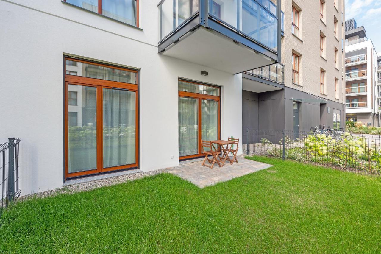 Zajezdnia Wrzeszcz Seaside & Parking By Downtown Apartments Гданьск Экстерьер фото