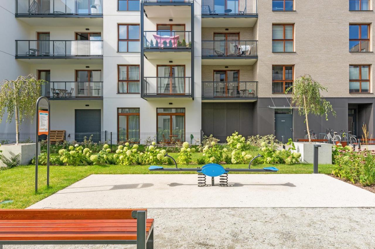 Zajezdnia Wrzeszcz Seaside & Parking By Downtown Apartments Гданьск Экстерьер фото