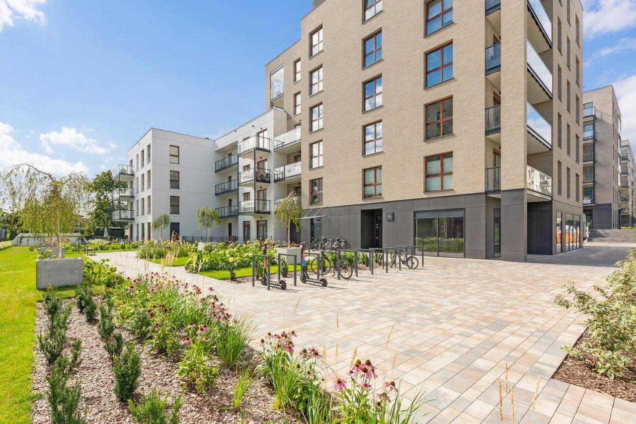 Zajezdnia Wrzeszcz Seaside & Parking By Downtown Apartments Гданьск Экстерьер фото